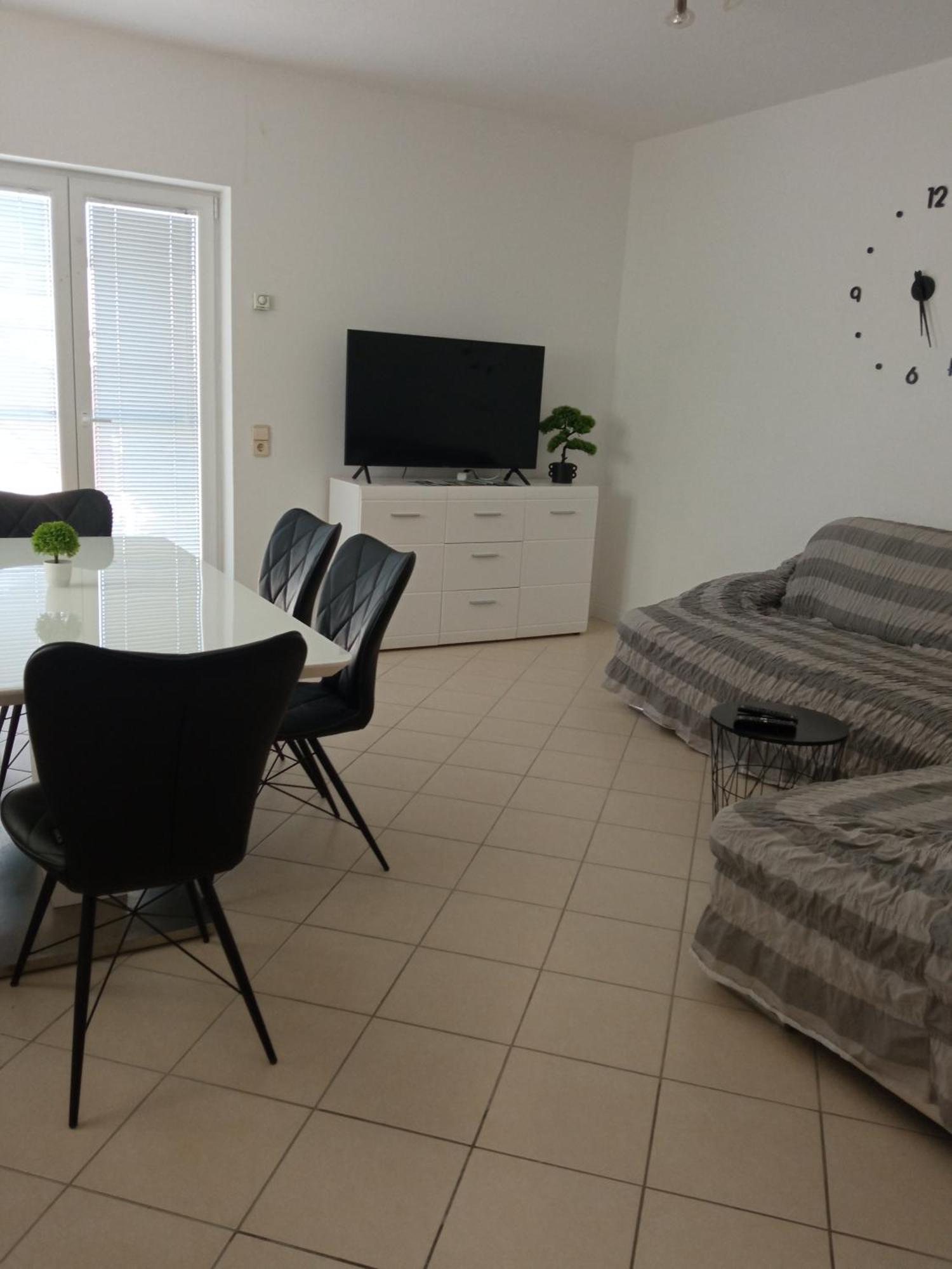 Apartman Carpe Diem Sutomiscica Экстерьер фото